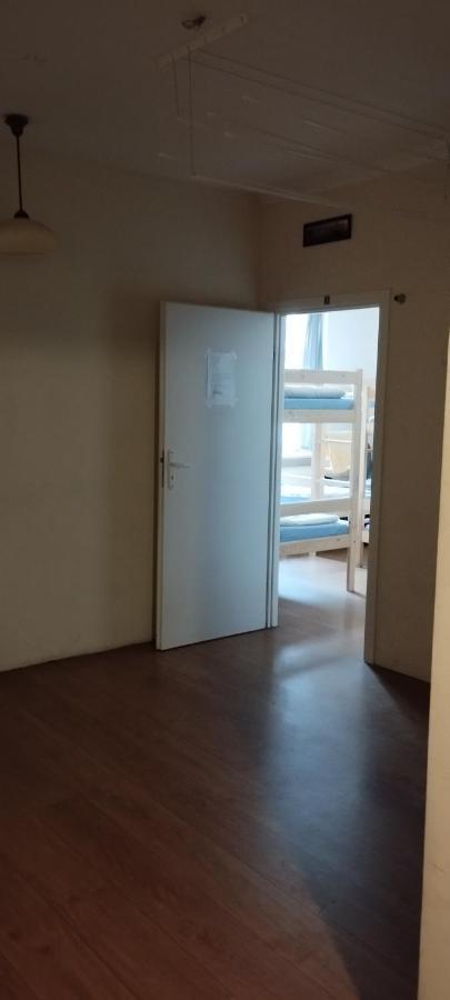 Hostel Alex&Tsa Краков Экстерьер фото