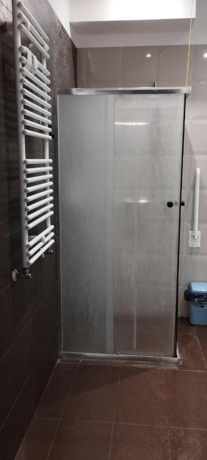 Hostel Alex&Tsa Краков Экстерьер фото
