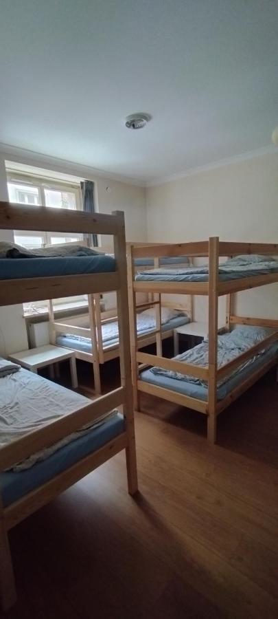 Hostel Alex&Tsa Краков Экстерьер фото