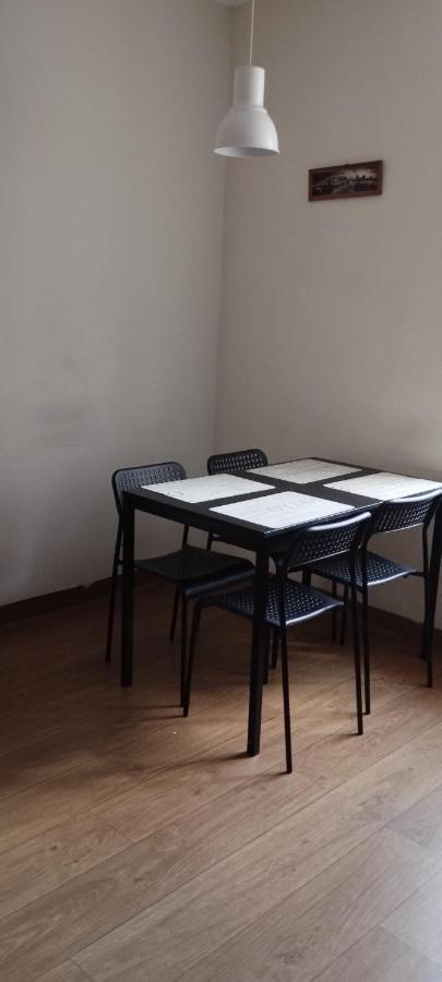 Hostel Alex&Tsa Краков Экстерьер фото